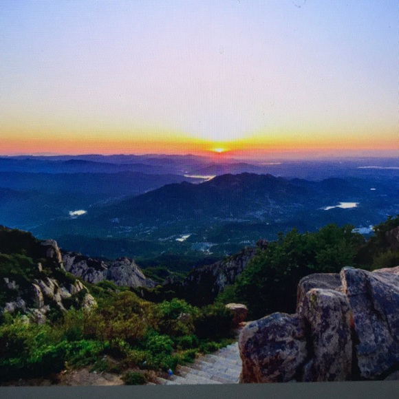 Meet your Posher, Erik - Picture 1 of 1